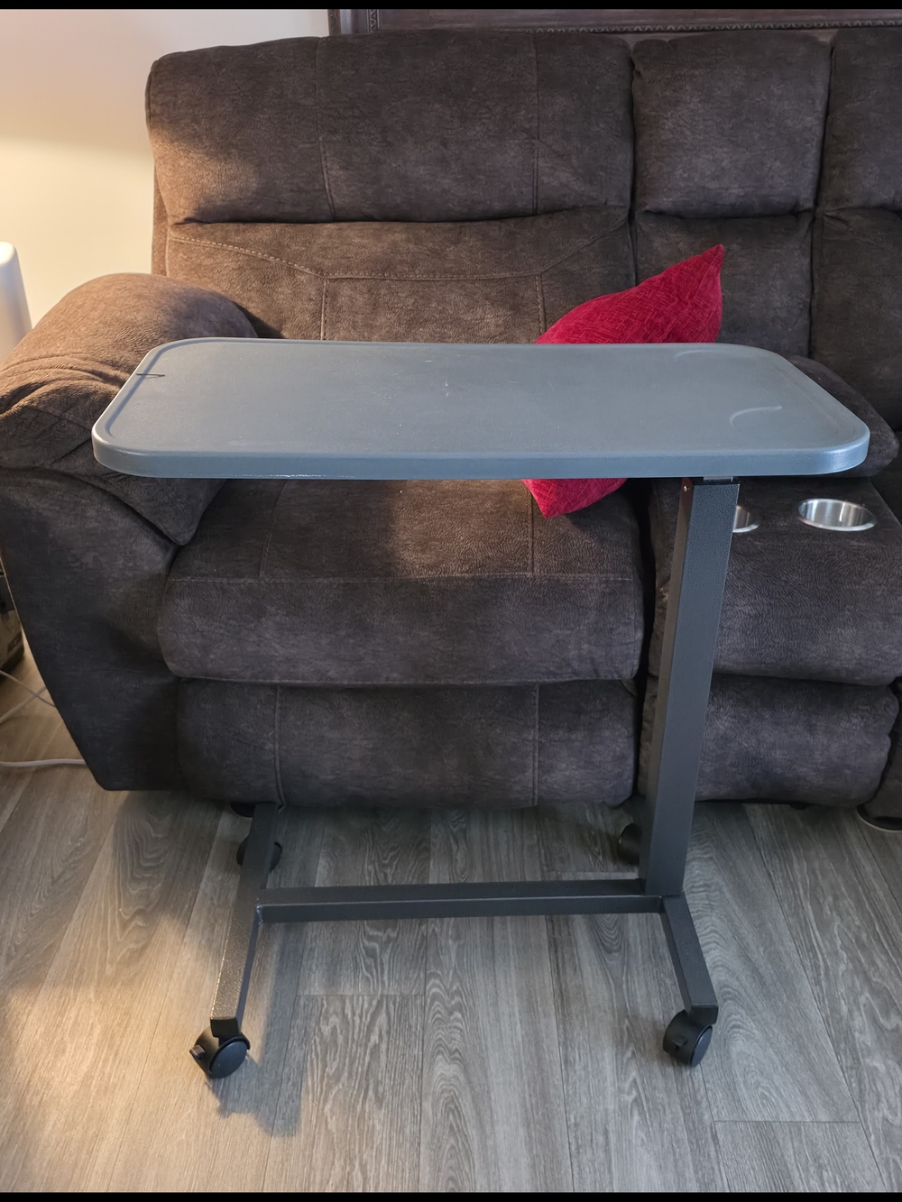 Adjustable Rolling Overbed Table – Excellent Condition